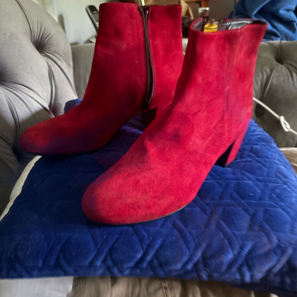 Chic Red Ankle Booties - Picture 4 of 6